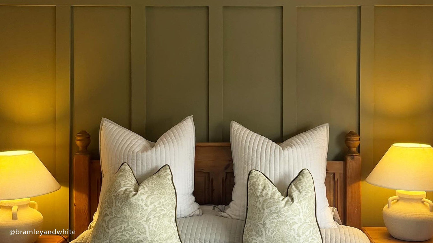 The Olive Tree: 5 Harmonious Pairings for Olive Green