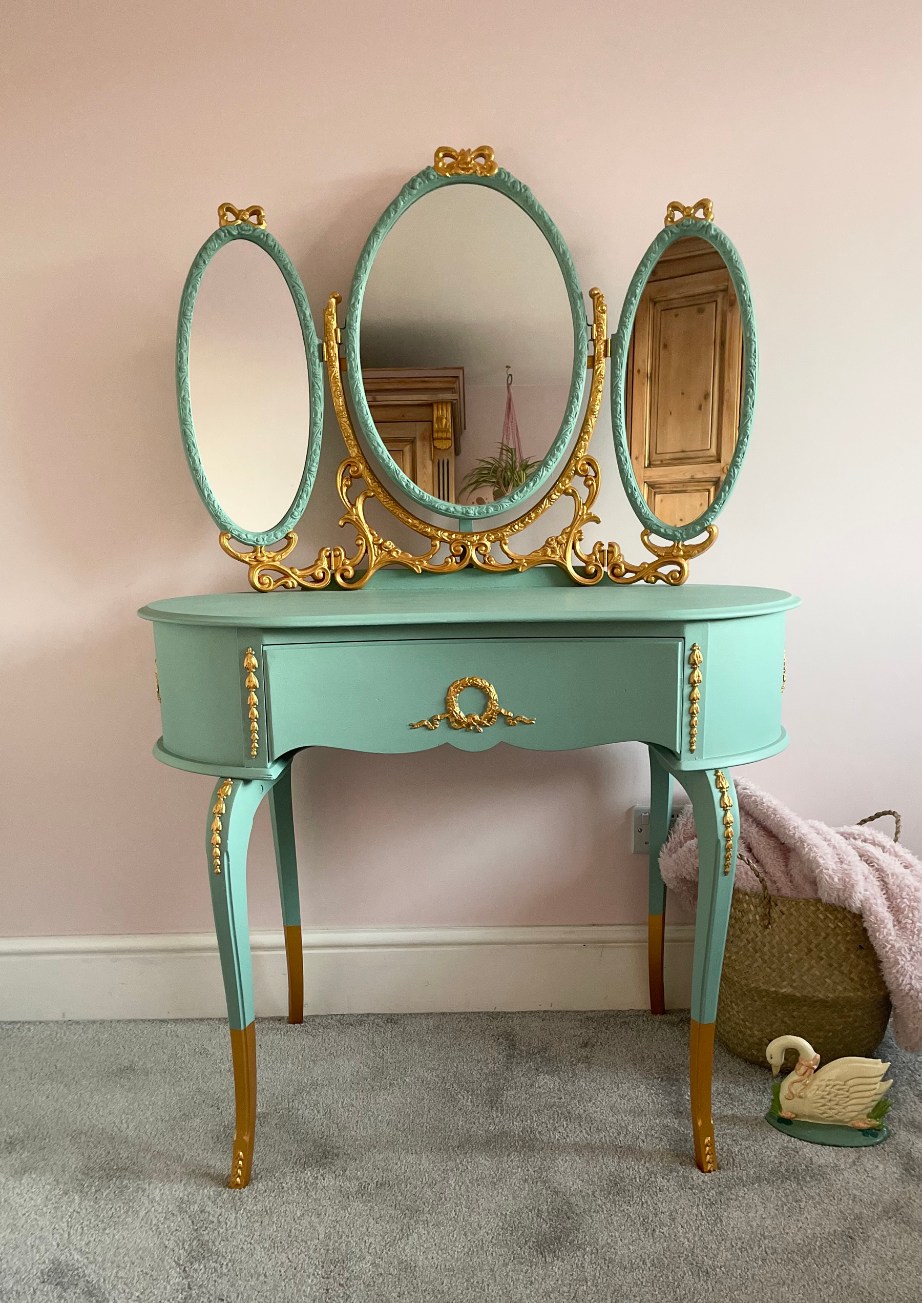 slim fit dress slacks Aubrey Pistachio Green Dressing Table with Drawers – Laura James Ireland main image 0