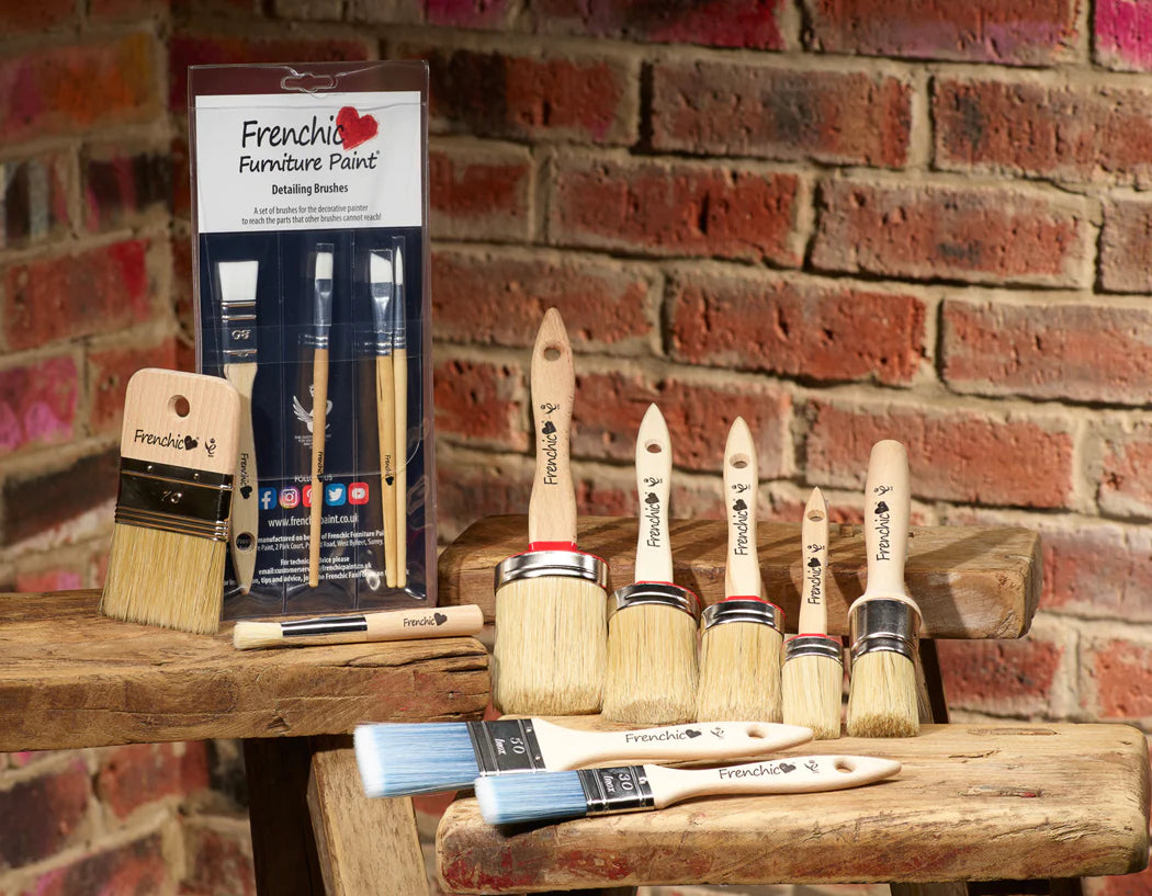 Brushes & Accessories