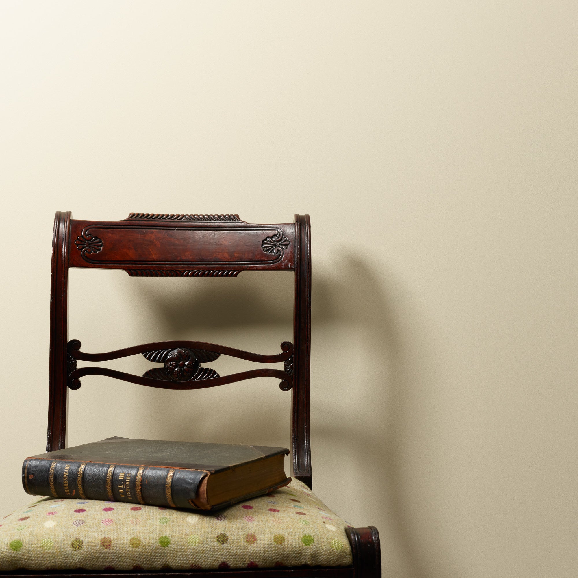 Crème Caramel Trim Paint