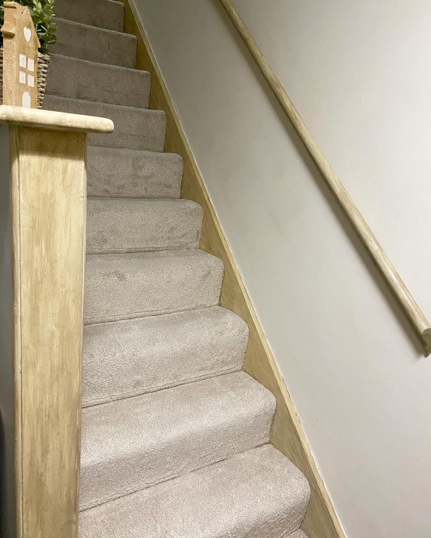 Crème de la Crème & Browning Wax Staircase Upcycle