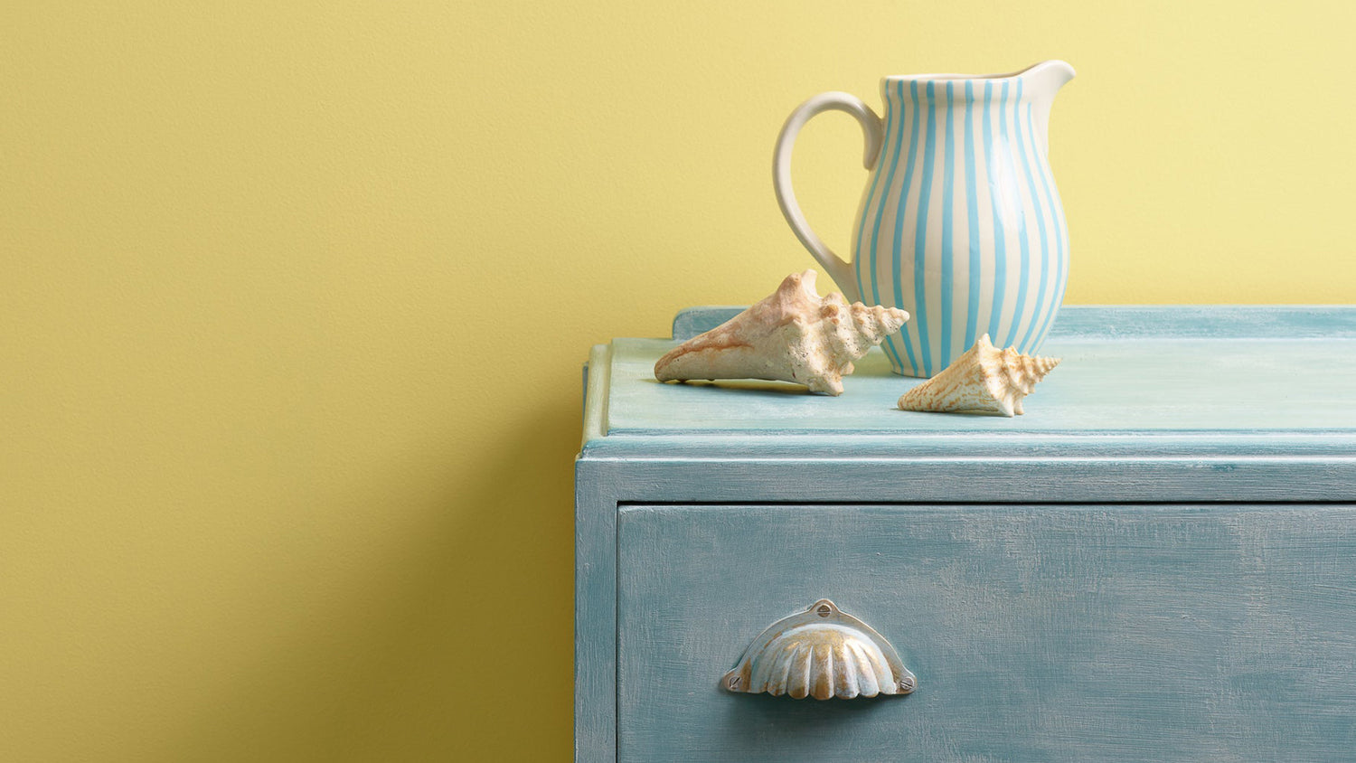 Ocean Paint Colours: Dip Your Toe or Dive Into This Trend