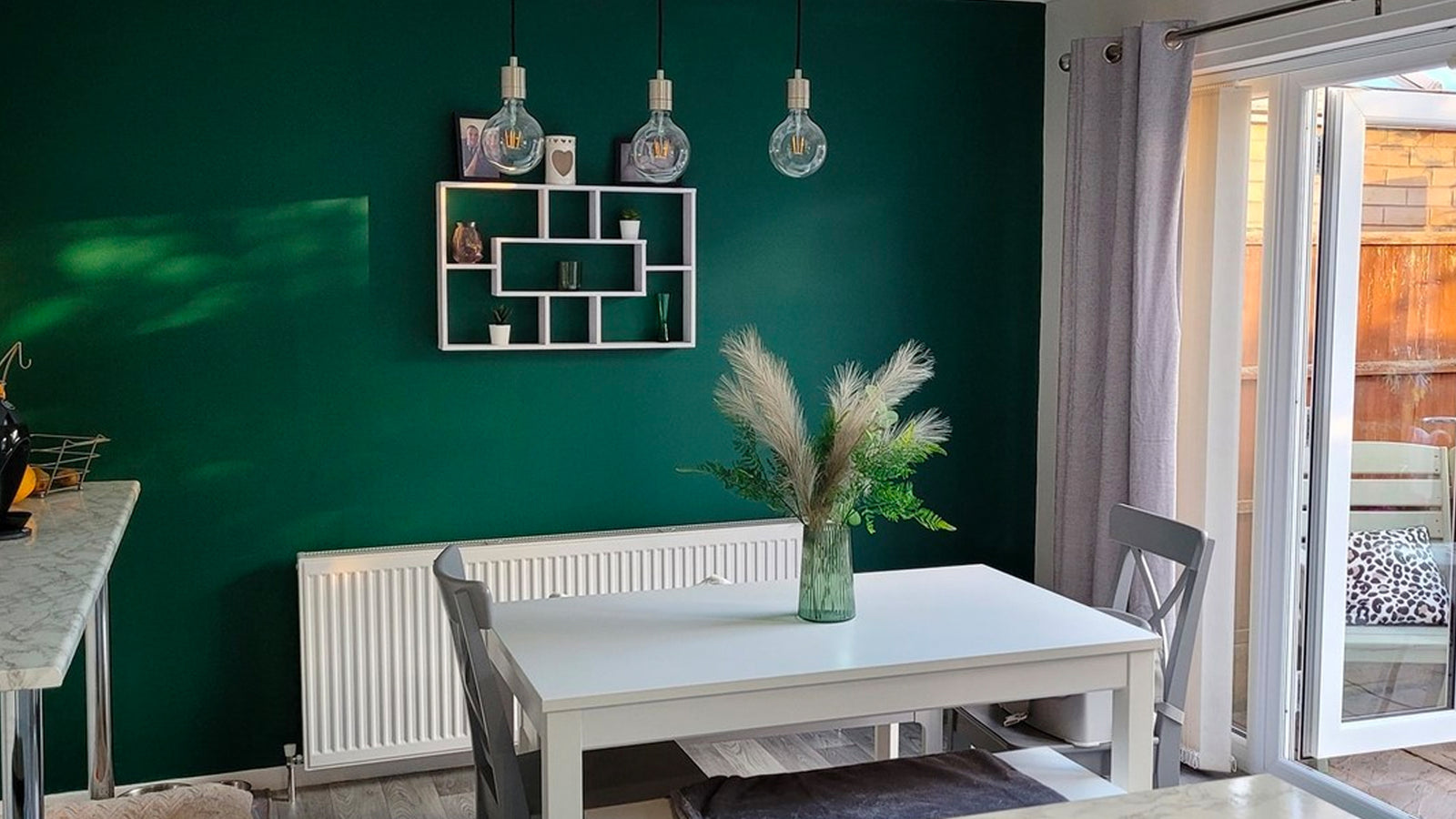 5 Paint Ideas for a Stunning Living Room Accent Wall Frenchic