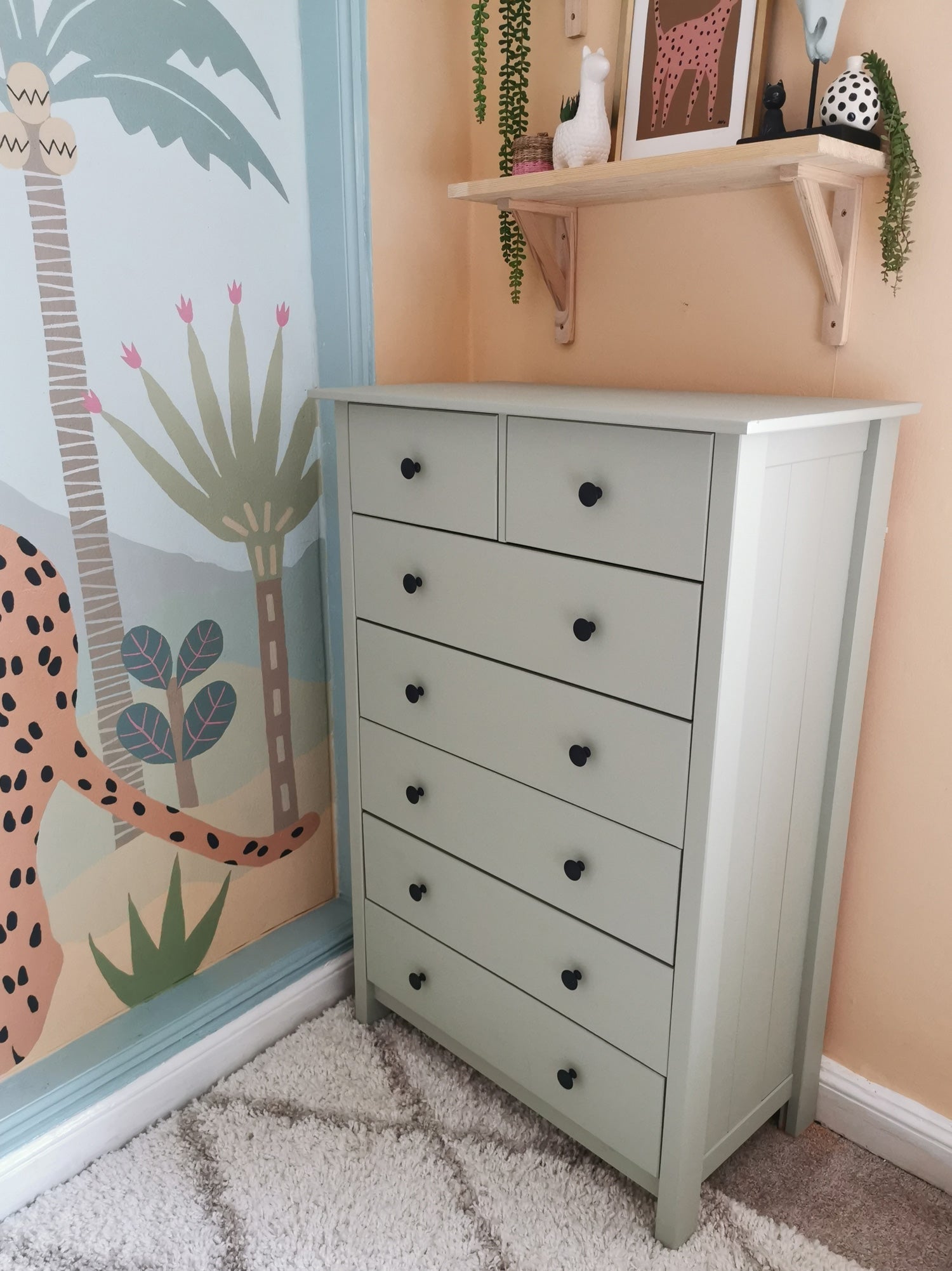 Wise Old Sage Chest of Drawers Upcycling Makeover