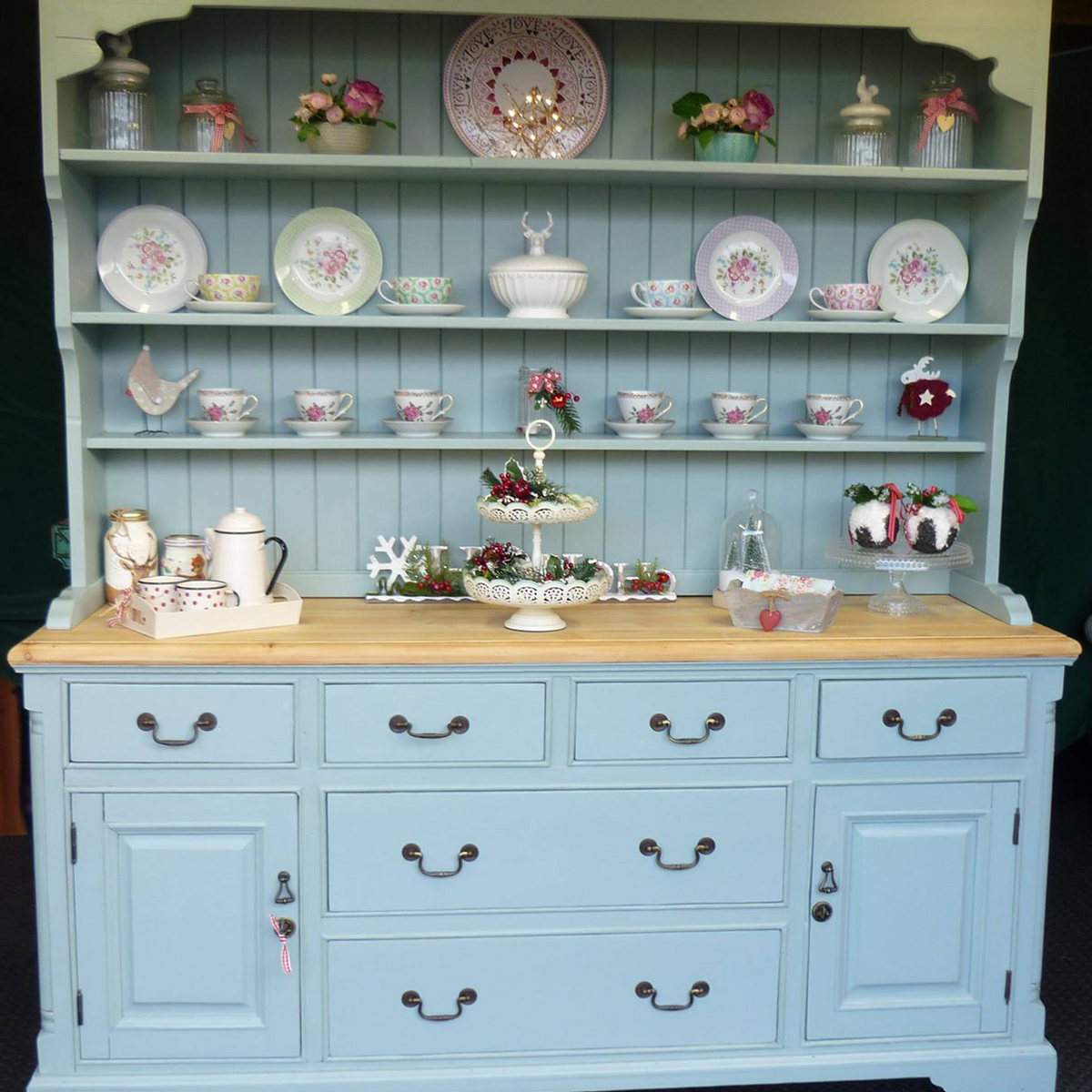 Mother Duck Dresser Upcycling Project