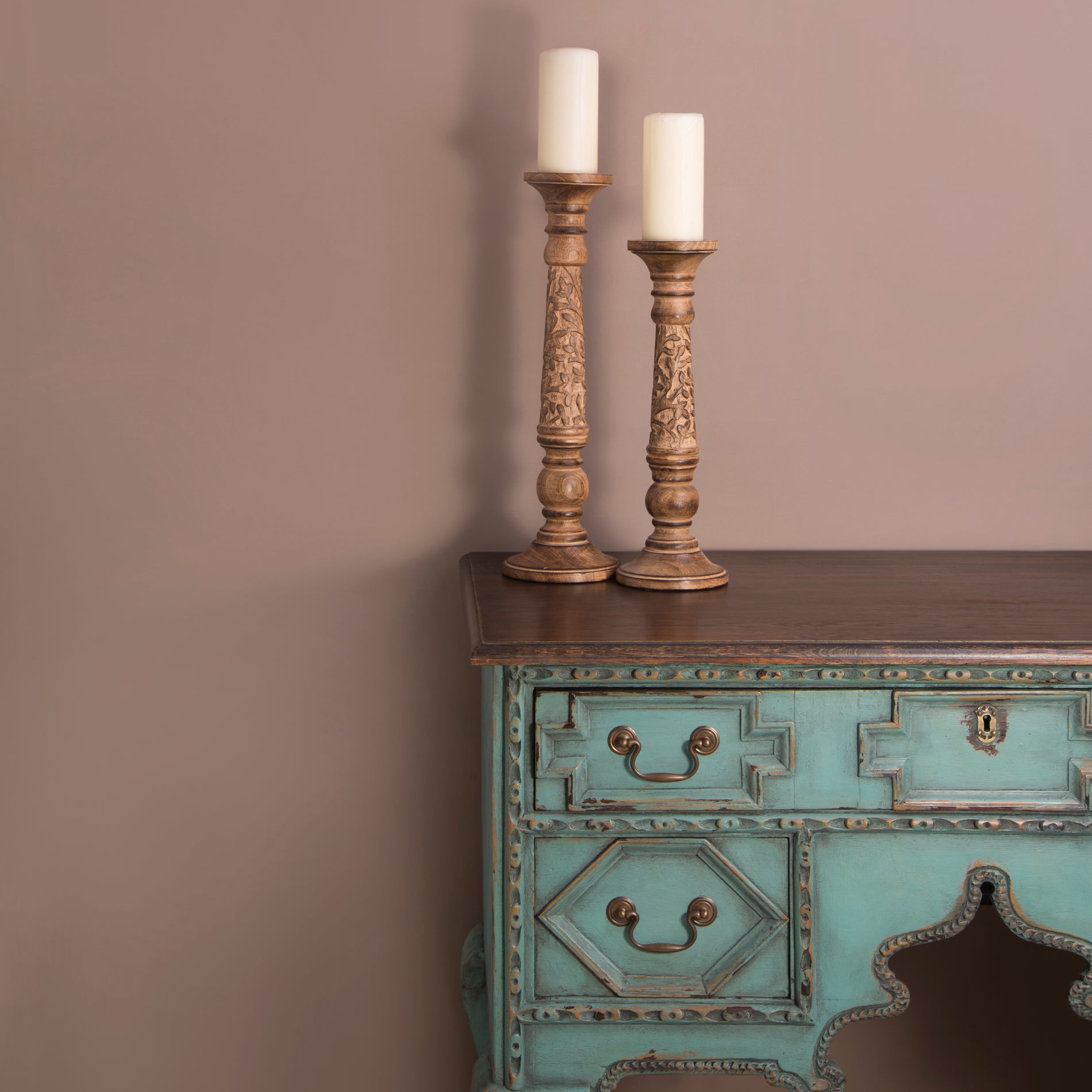 Moleskin Soft, Midbrown Satin Trim Paint Frenchic