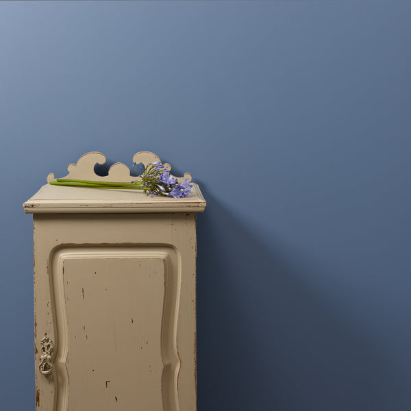 Hebrides - Deep, Slate Blue Matte Chalk Wall Paint 